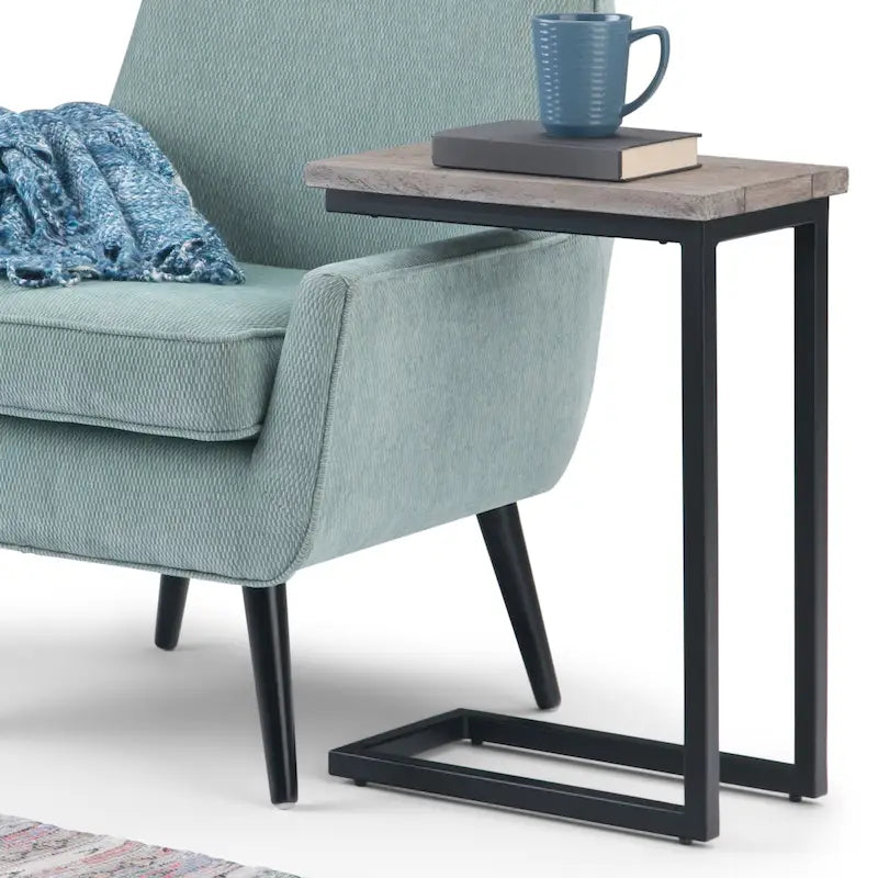 Table d'appoint industrielle en métal massif, en forme de C, de 45,7 cm de large – 45,7 L x 25,4 P x 61 H cm