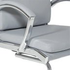 Chaise visiteur mi-dossier en similicuir